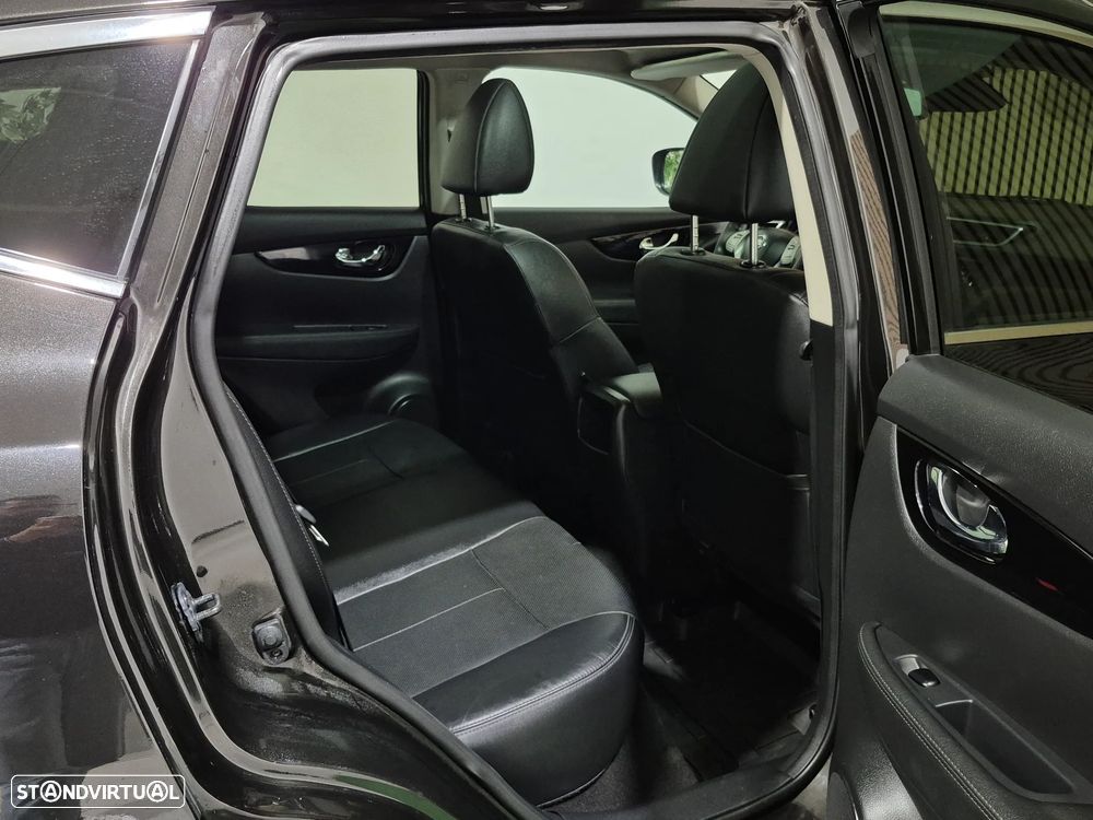 Nissan Qashqai 1.6 dCi Tekna Premium 17 Pele S P.Preta Xtronic - 29