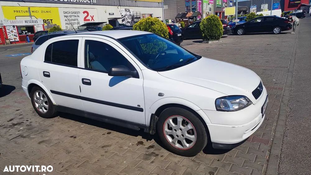 Opel Astra - 4