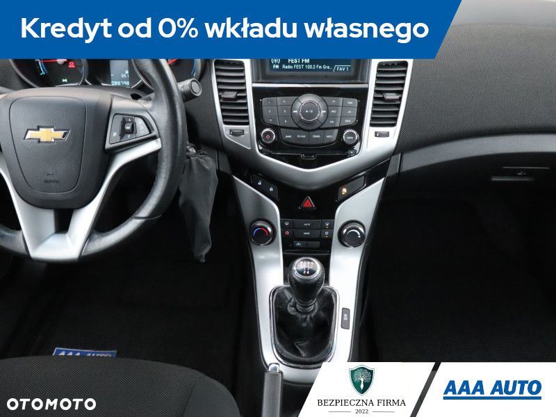 Chevrolet Cruze - 14