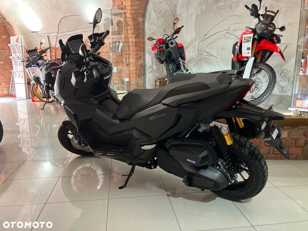 Honda ADV350 - 2