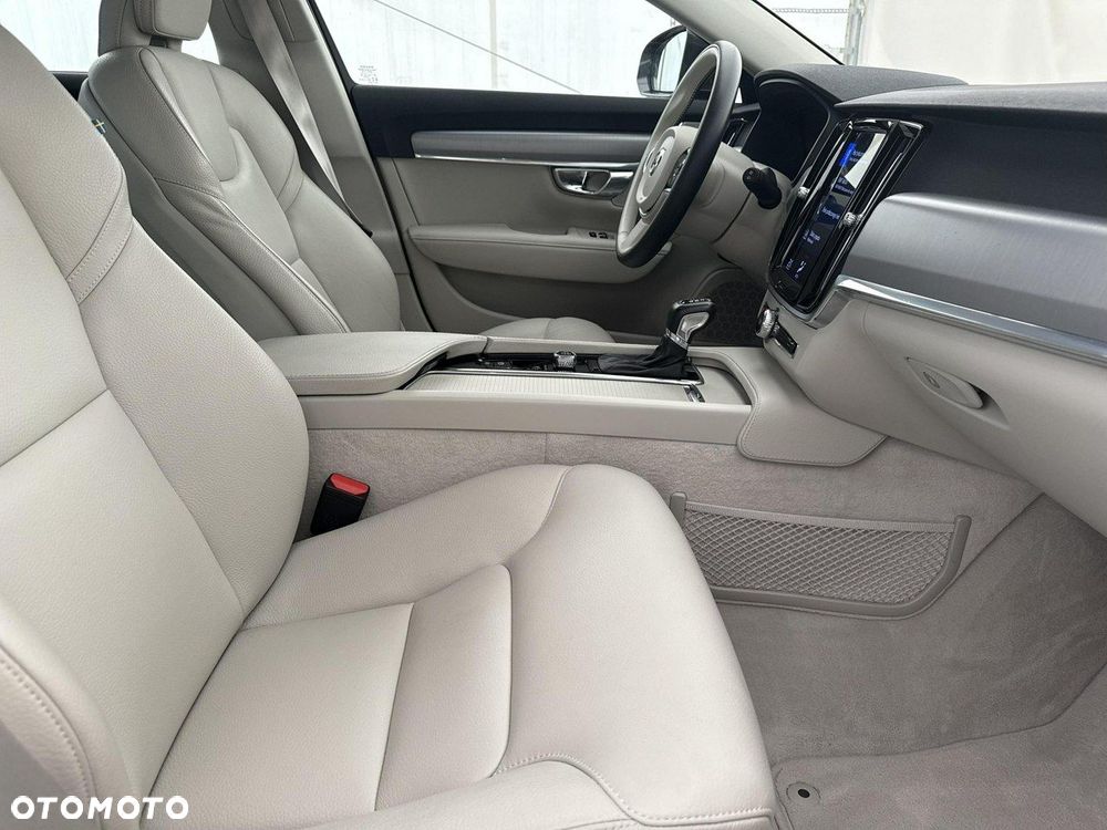 Volvo V90 - 23