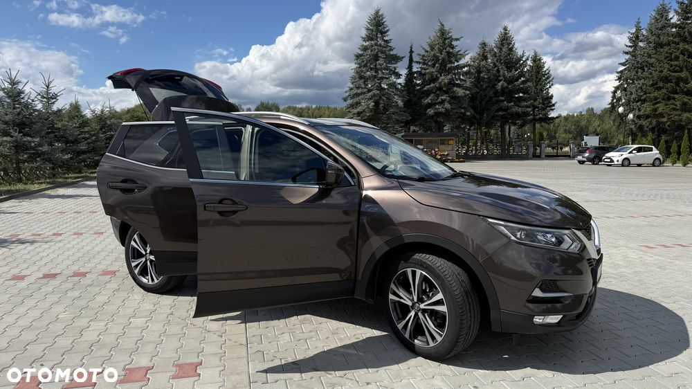 Nissan Qashqai 1.3 DIG-T N-Connecta - 10