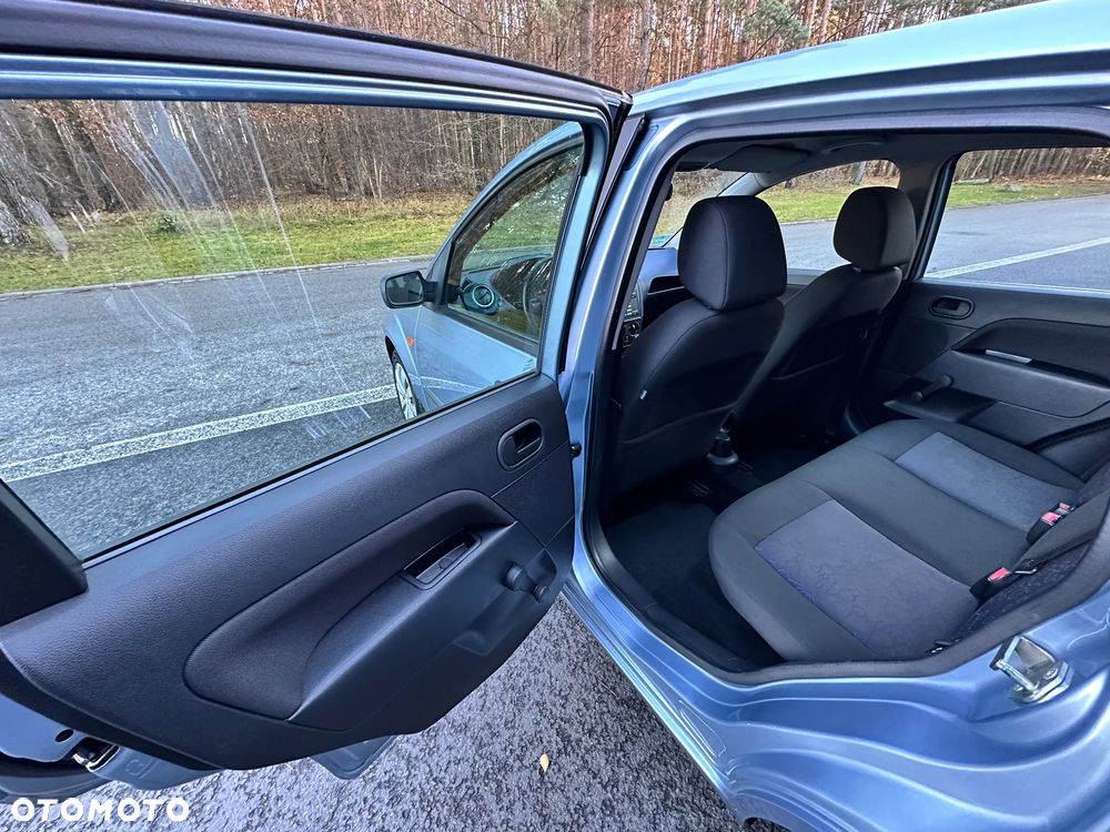 Ford Fiesta 1.3 Silver Magic - 21