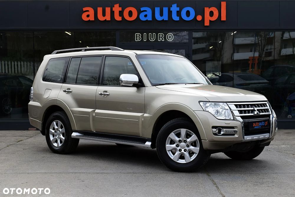Mitsubishi Pajero - 3