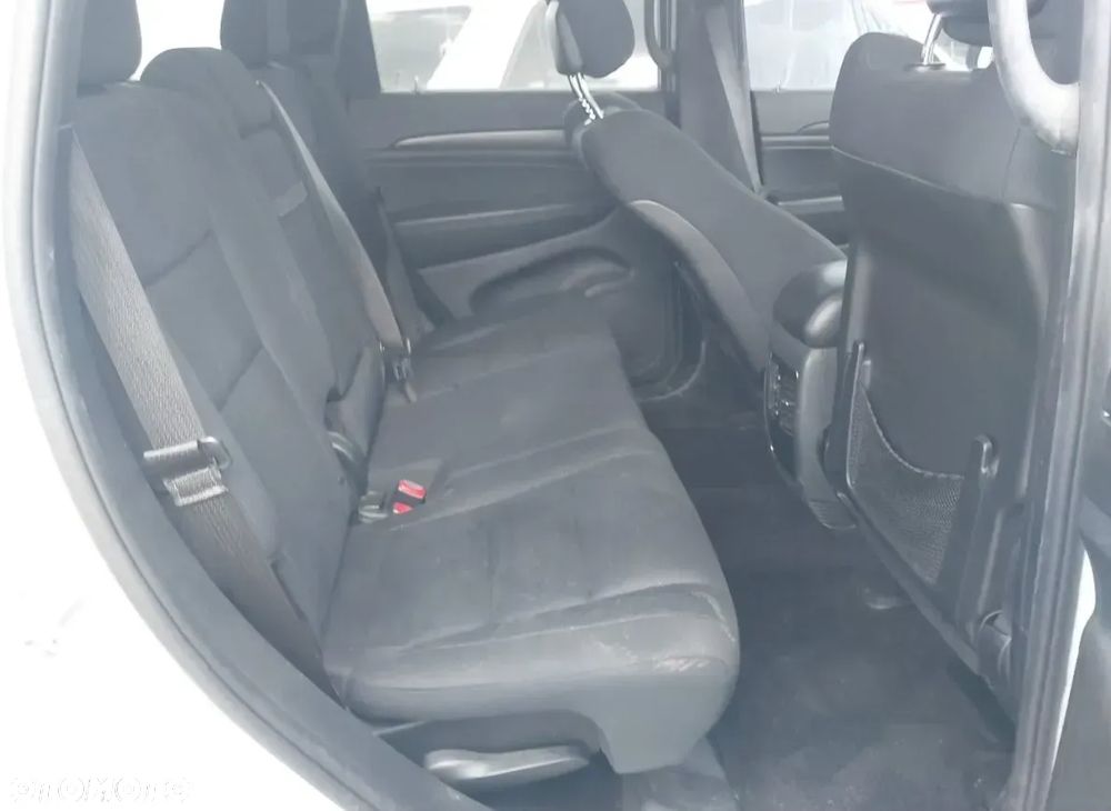 Jeep Grand Cherokee - 14