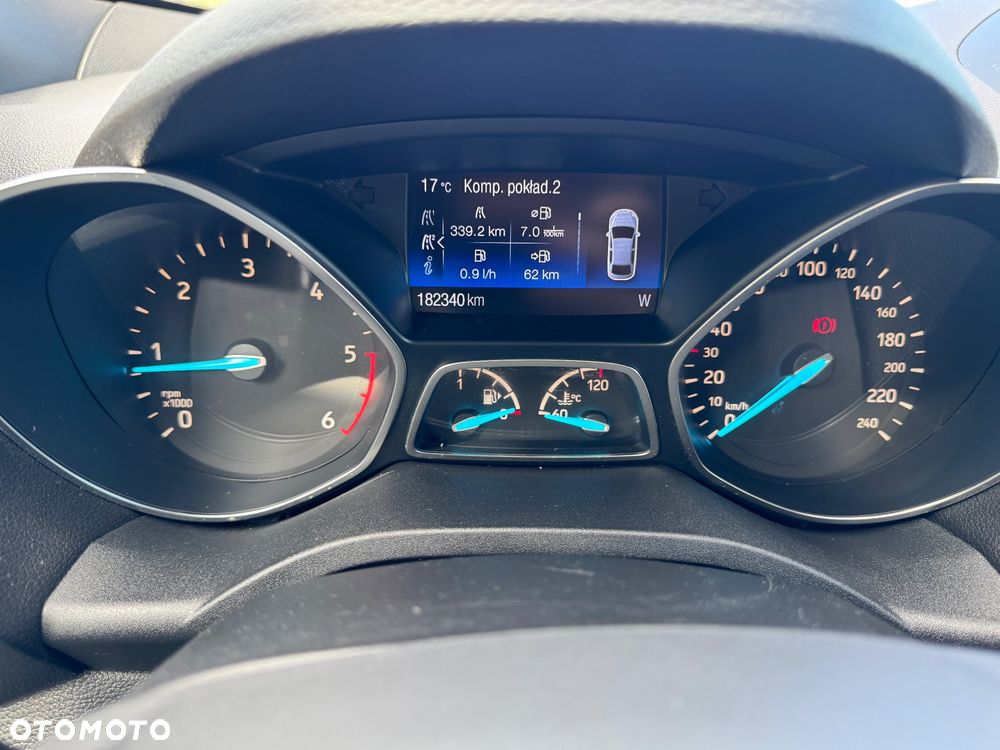 Ford Kuga 2.0 TDCi 2x4 ST-Line - 17
