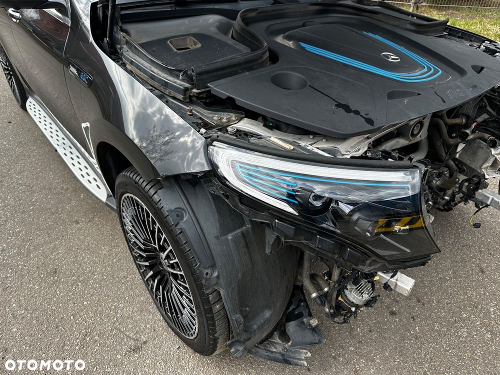 Mercedes-Benz EQC 400 4Matic AMG Line - 26