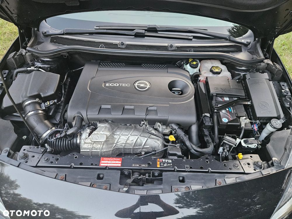 Opel Astra 2.0 CDTI Exklusiv - 36