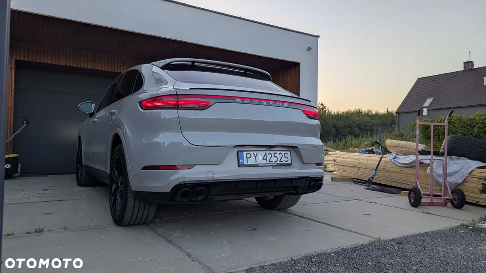 Porsche Cayenne 2021 photo 2