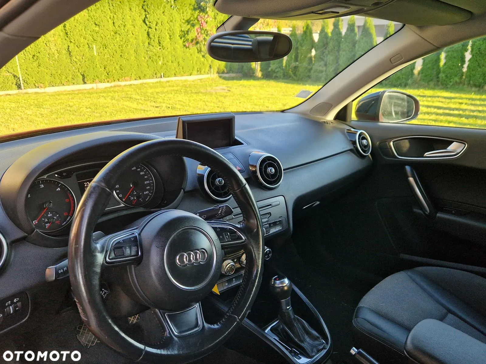 Audi A1 1.6 TDI Ambition S tronic - 12