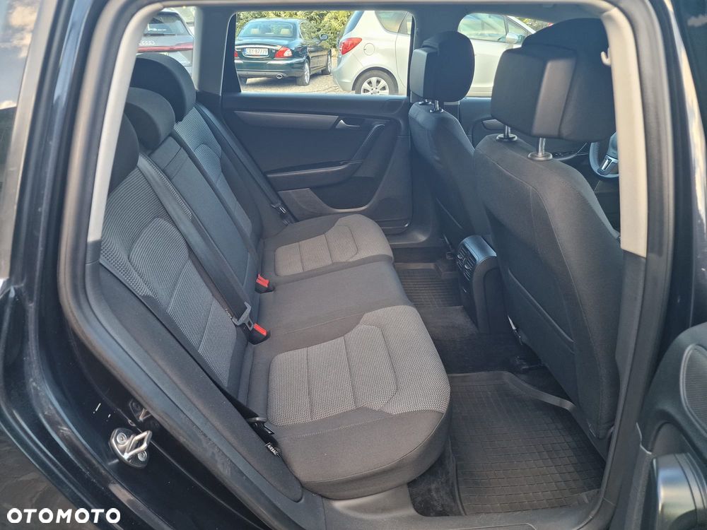 Volkswagen Passat 2.0 TDI DPF Comfortline - 15