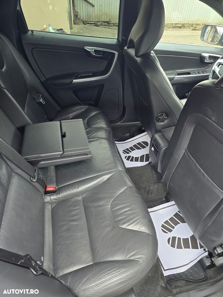 Volvo XC 60 D3 Start-Stop Momentum - 6