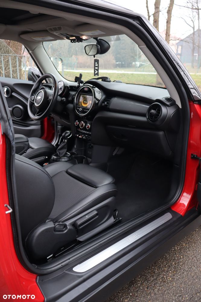 MINI Cooper Standard - 22