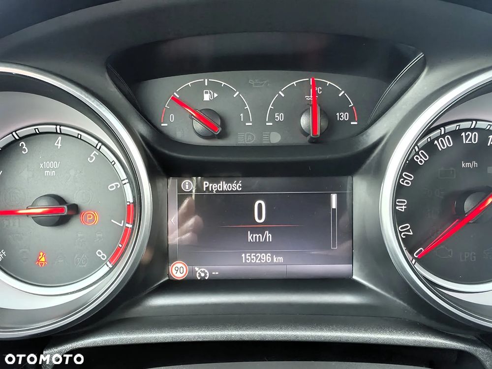 Opel Astra 1.4 Turbo Innovation - 24