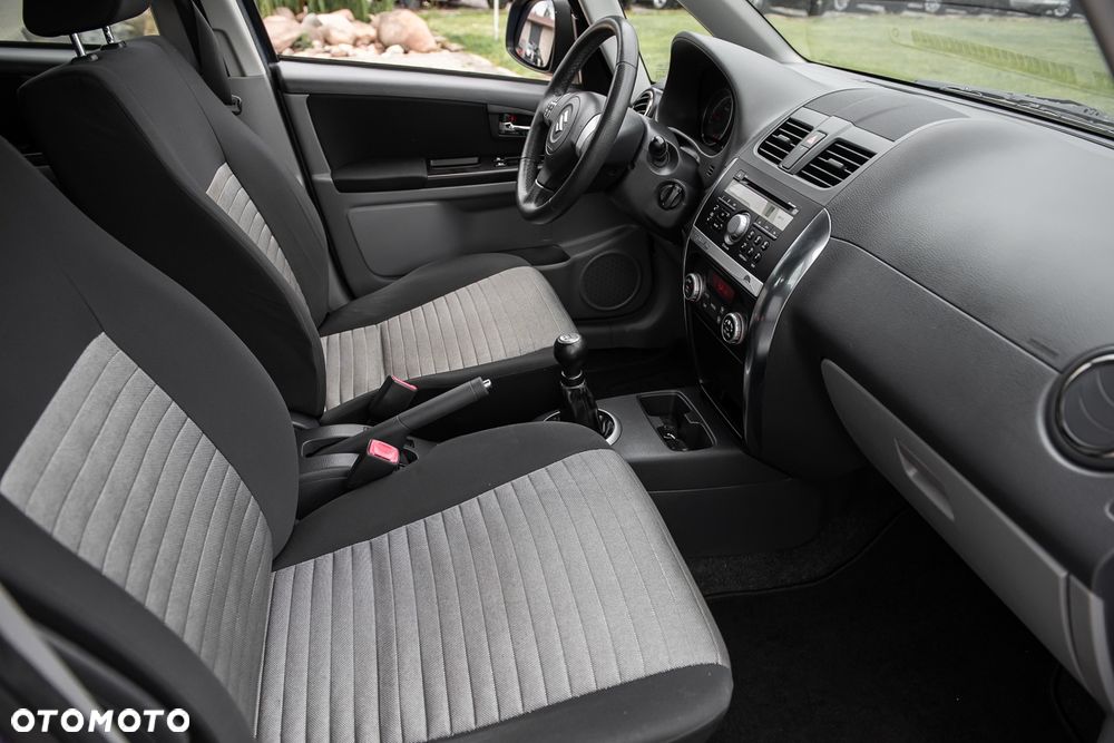 Suzuki SX4 1.6 VVT 4x4 Limited - 24