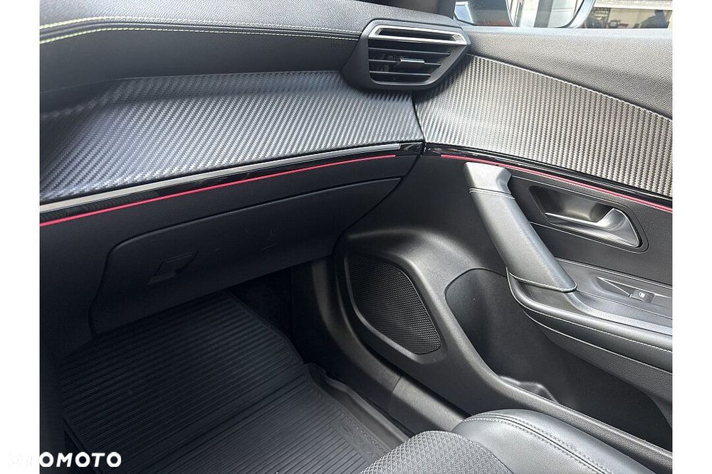 Peugeot 2008 1.5 BlueHDi GT Line S&S EAT8 - 21