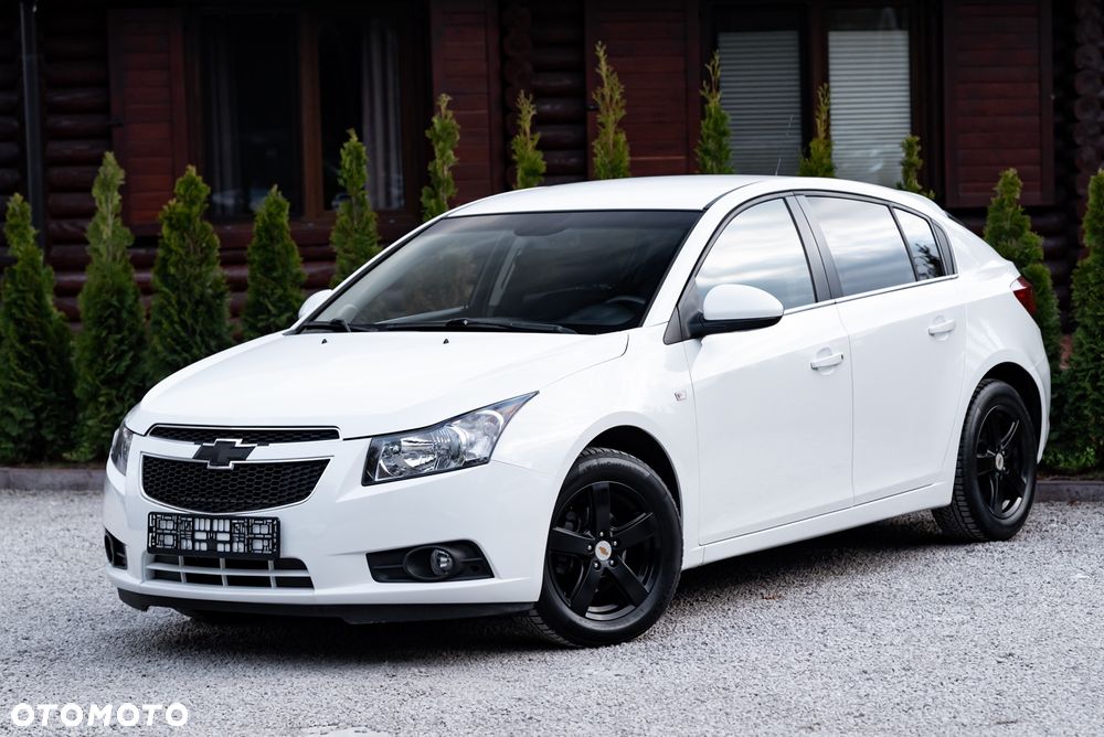 Chevrolet Cruze 1.8 LS - 3