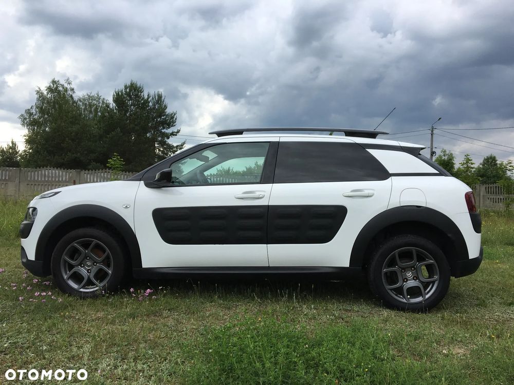 Citroën C4 Cactus 1.2 PureTech Live S&S ETG - 4