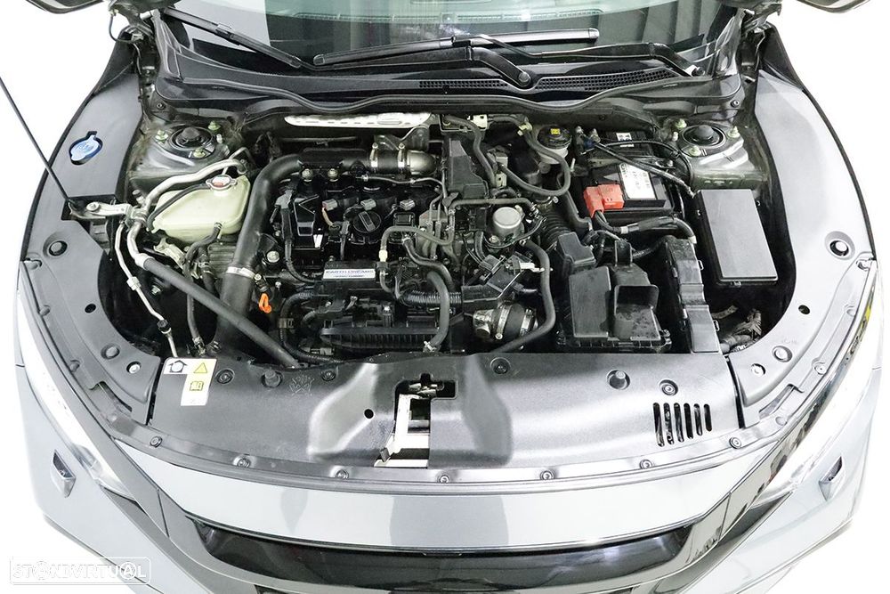 Honda Civic 1.0 i-VTEC Executive Premium CVT - 19