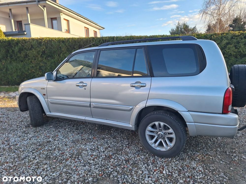 Suzuki Grand Vitara - 32