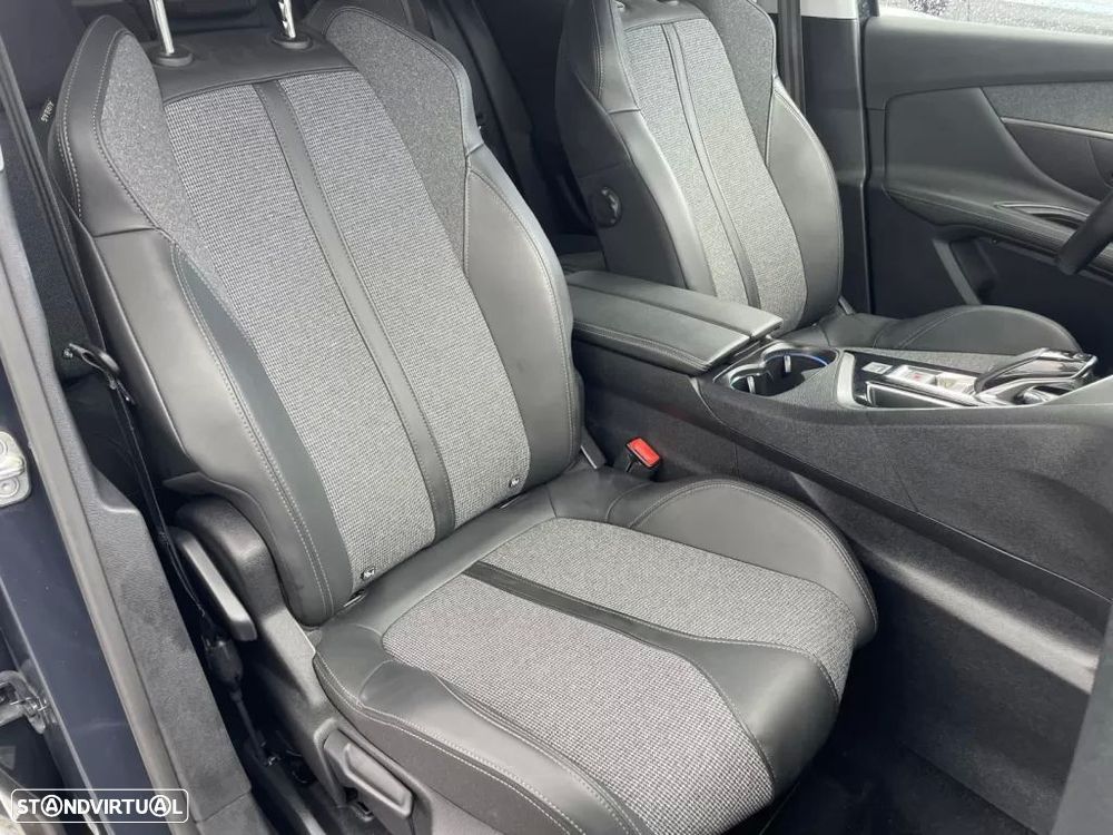 Peugeot 3008 1.2 PureTech Allure Pack EAT8 - 14