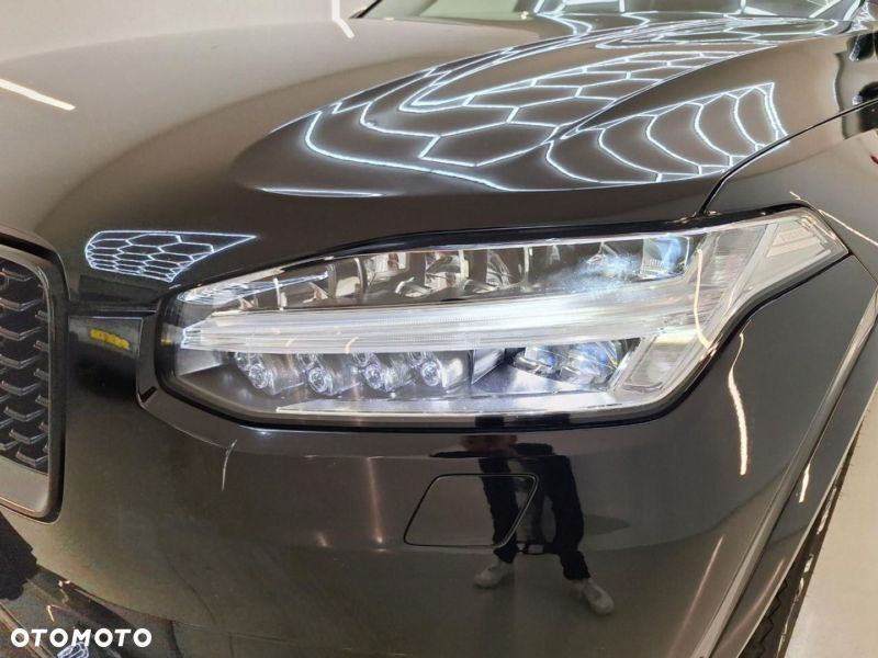 Volvo XC 90 T8 AWD Ultra Black Edition - 17
