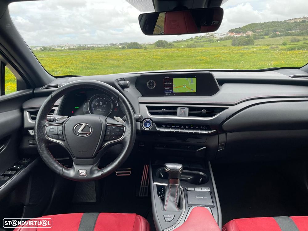 Lexus UX 250h F Sport - 9