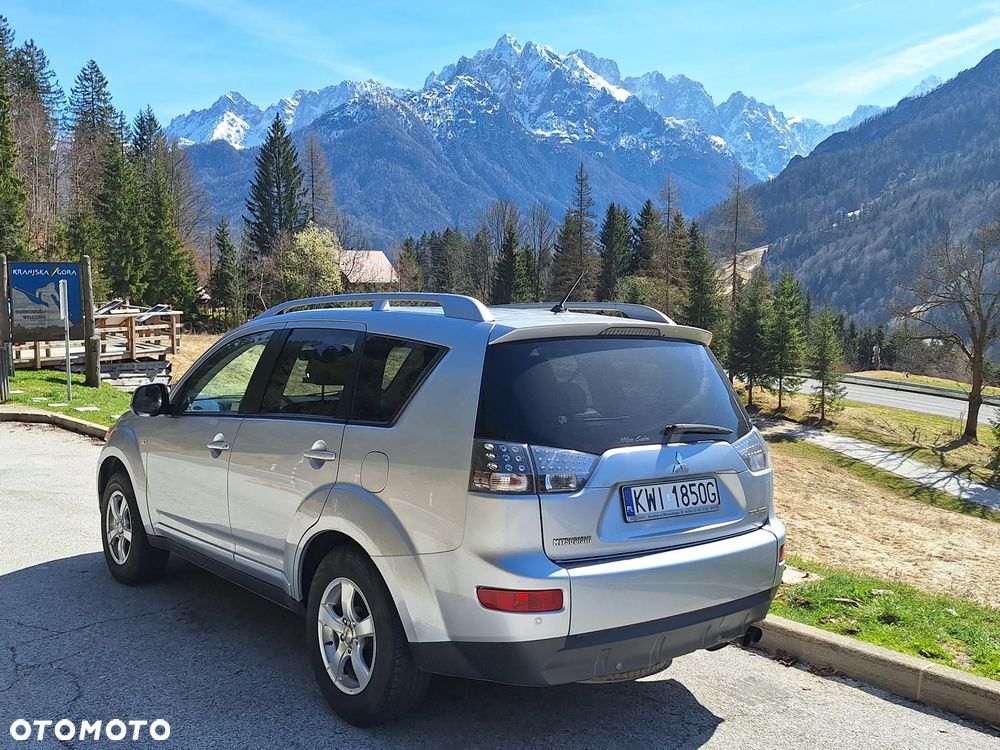 Mitsubishi Outlander 2.0 DID Intense - 5