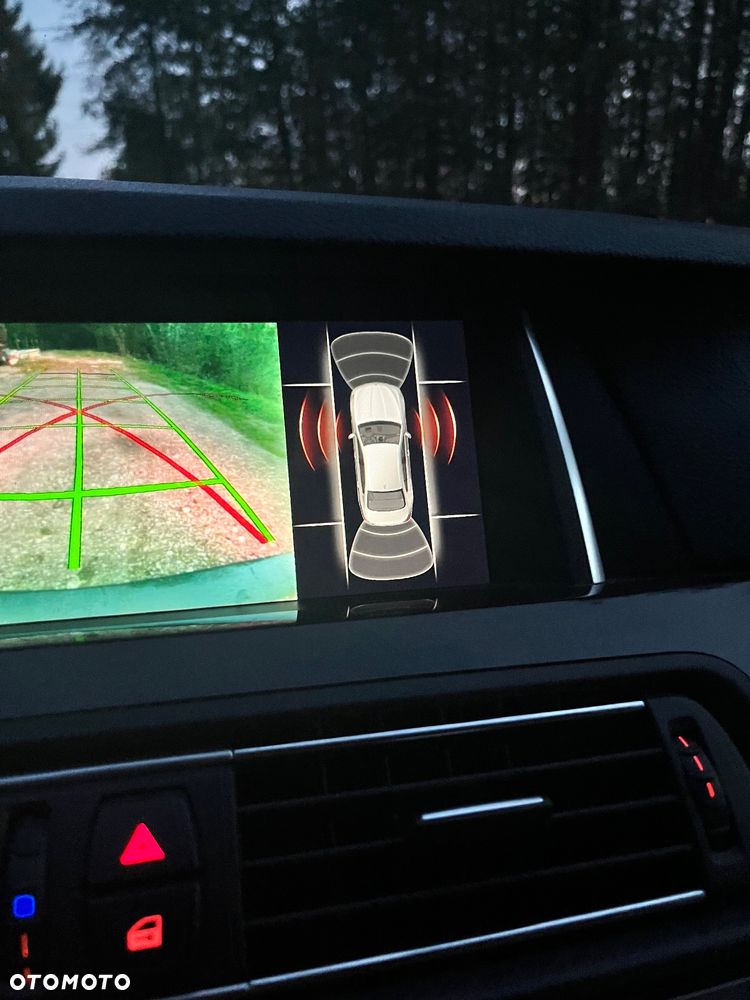 BMW Seria 5 530d Sport-Aut - 16