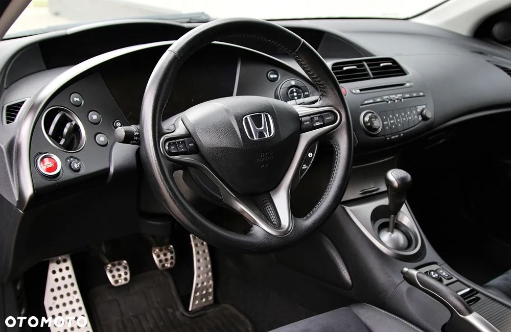 Honda Civic 1.8 GT Special Edition - 19