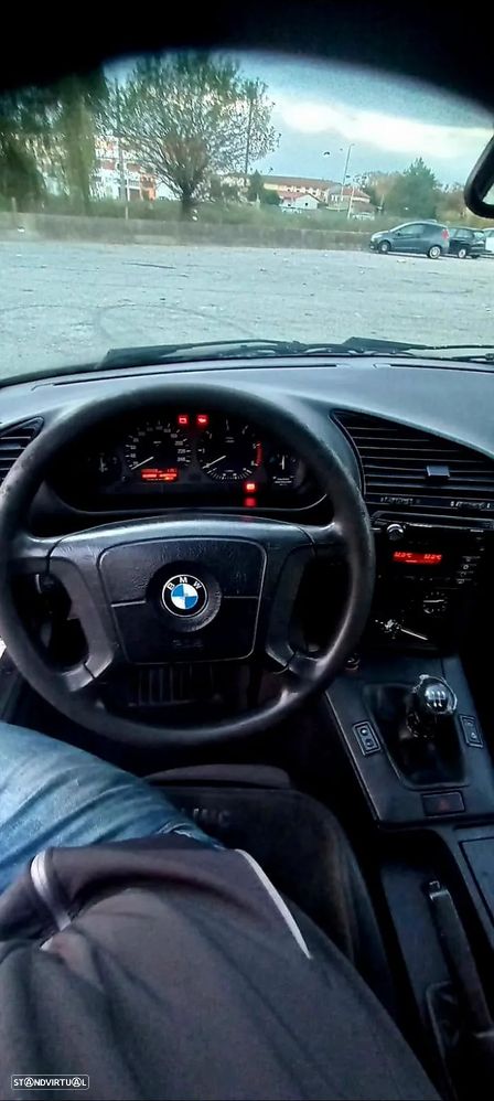 BMW 318 tds Touring - 7