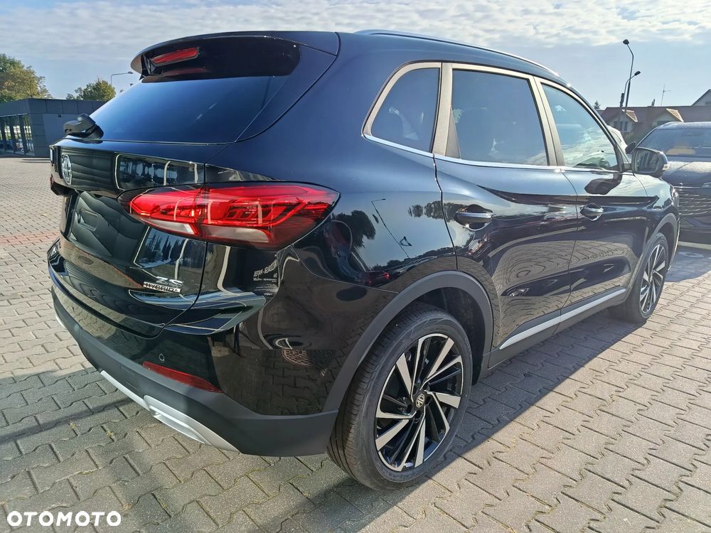 MG ZS Hybrid+ - 4