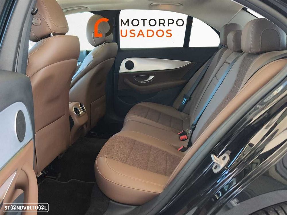 Mercedes-Benz E 300 e Exclusive Line — fotografia 10