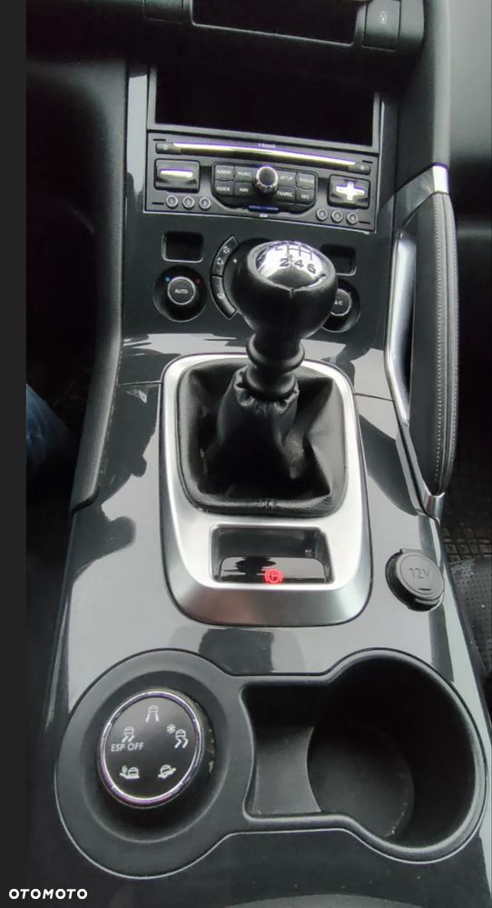 Peugeot 3008 1.6 HDi Premium - 3