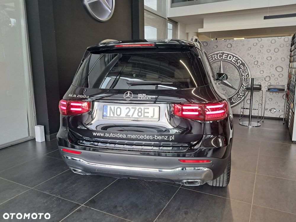 Mercedes-Benz GLB - 19