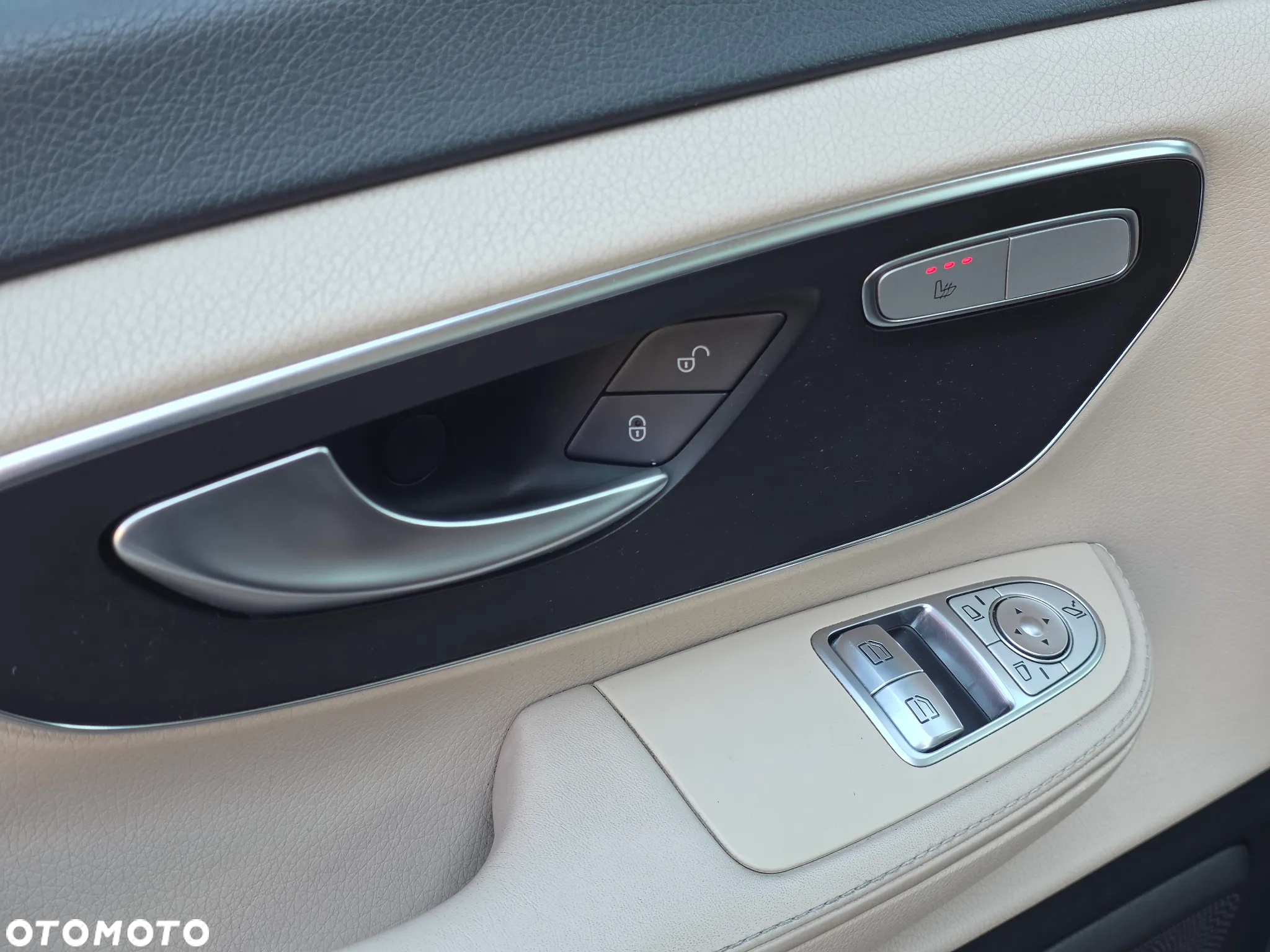 Mercedes-Benz Klasa V 250 (BlueTEC) d Avantgarde 7G-Tronic - 25