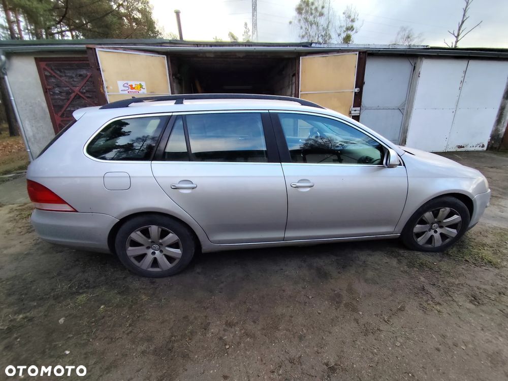 Volkswagen Golf 2.0 TDI Comfortline - 3