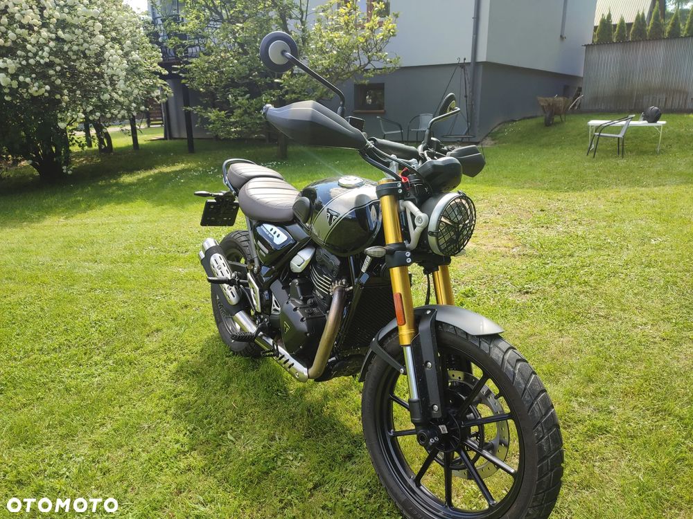 Triumph Scrambler - 2