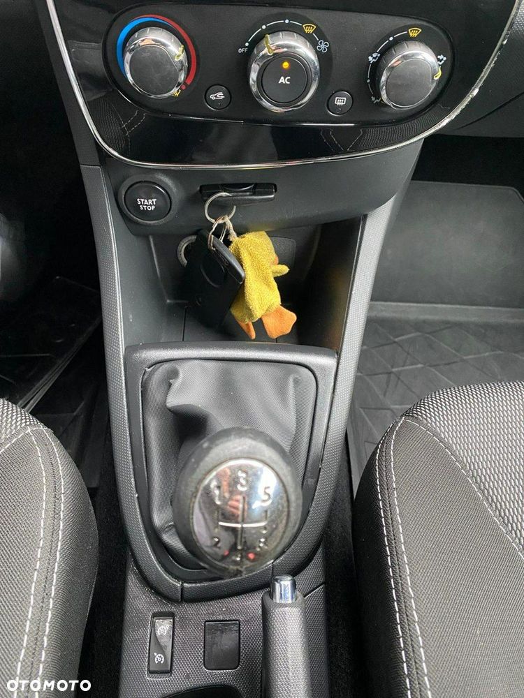 Renault Clio - 14
