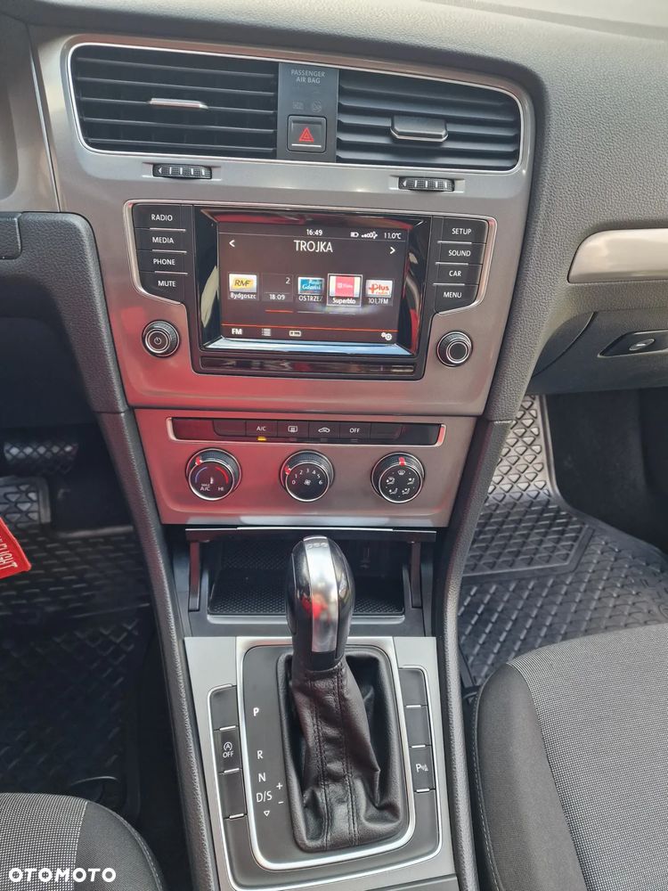 Volkswagen Golf VII 1.6 TDI BMT Comfortline DSG - 17