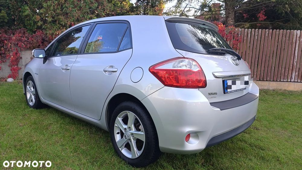 Toyota Auris 1.6 MultiMode Executive - 4