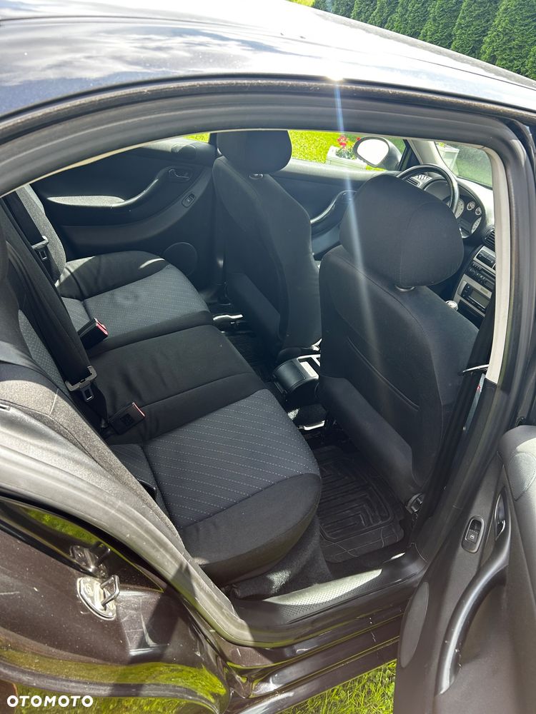 Seat Leon 1.6 Stella - 6