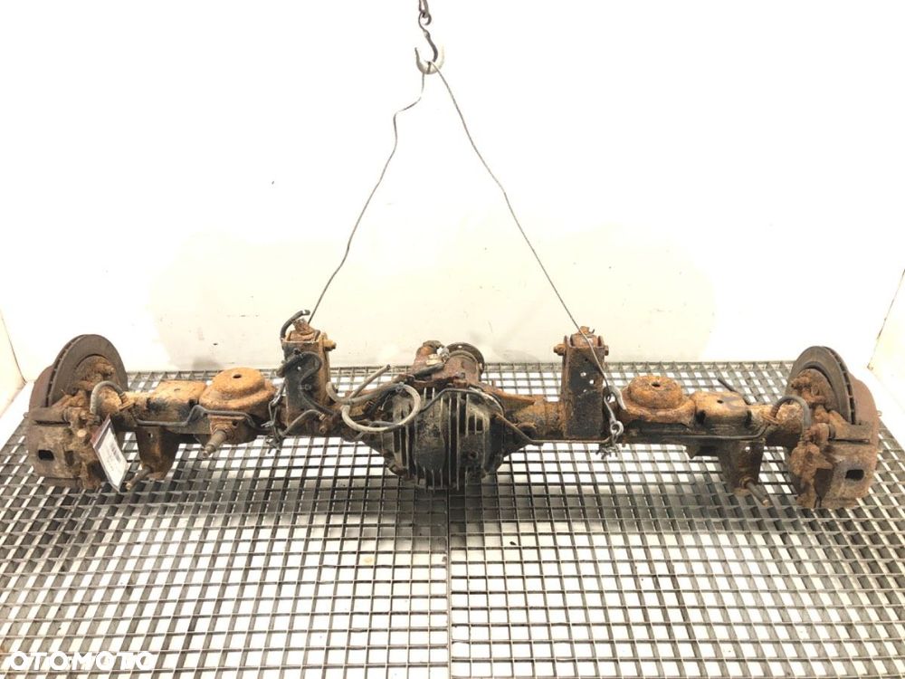 MOST DYFER TYŁ  ISUZU RODEO samochód terenowy zamknięty 1997 - 2004 3.2 V6 151 kW [205 KM] - 2