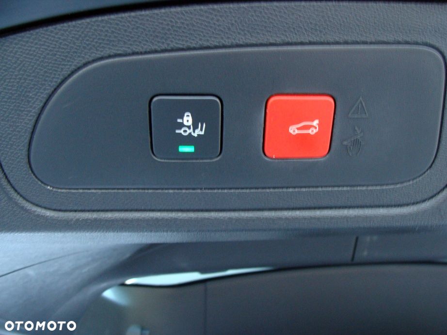 DS Automobiles DS 7 Crossback 1.6 PureTech GPF Grand Chic - 28