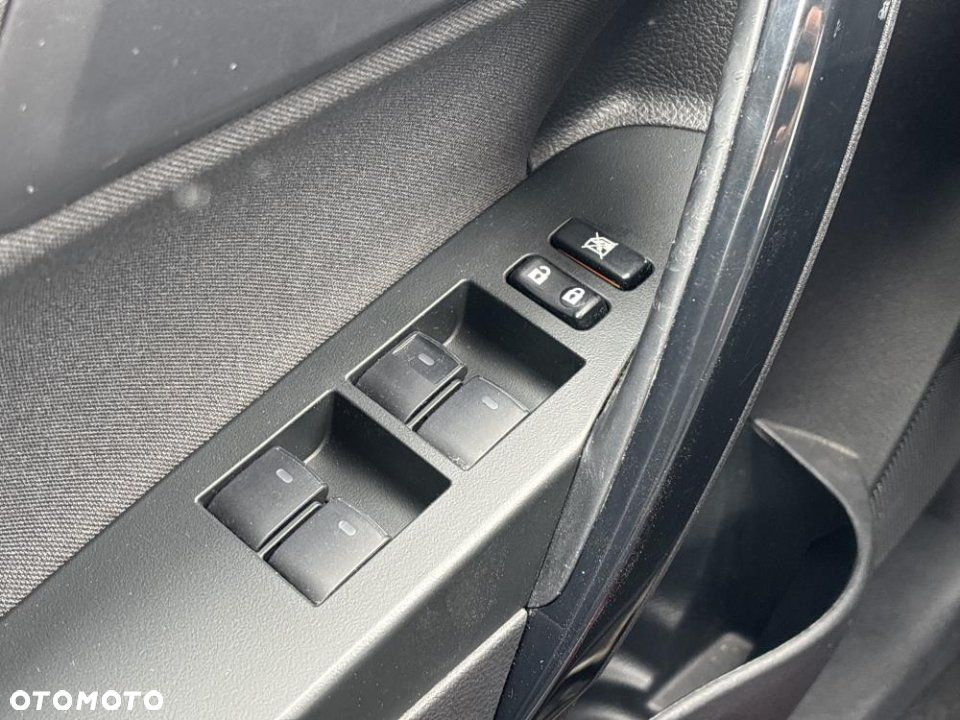 Toyota Auris - 23