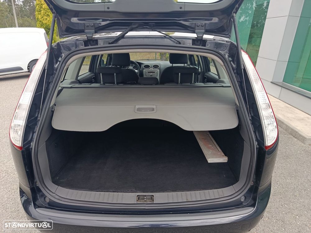 Ford Focus SW 1.6 TDCi Trend - 17