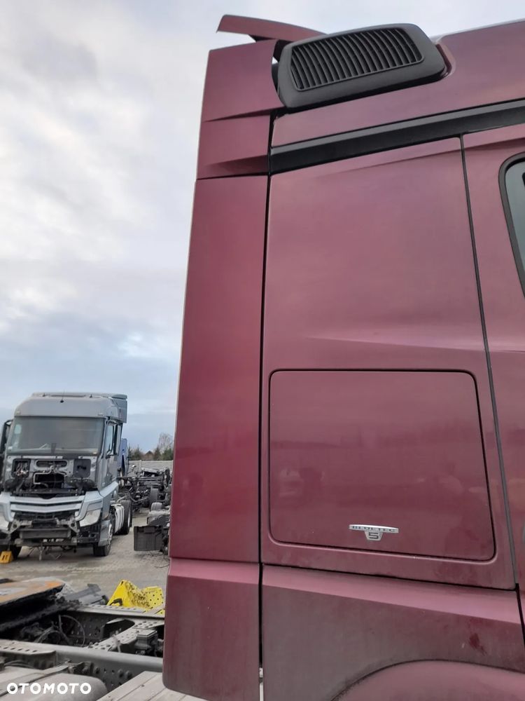 Spoilery kpl. Mercedes Actros MP4 BigSpace 2.5m - 2