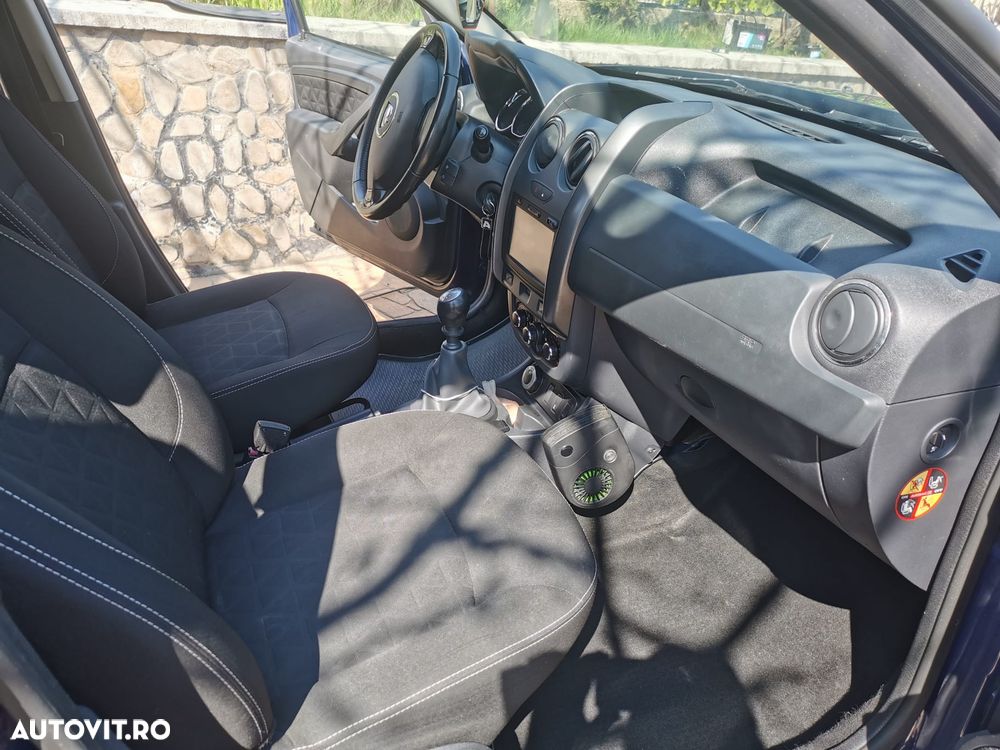 Dacia Duster 1.5 dCi 4x4 Prestige - 10