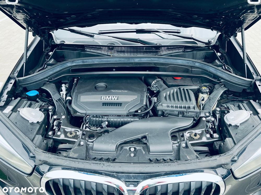 BMW X1 sDrive18i - 10