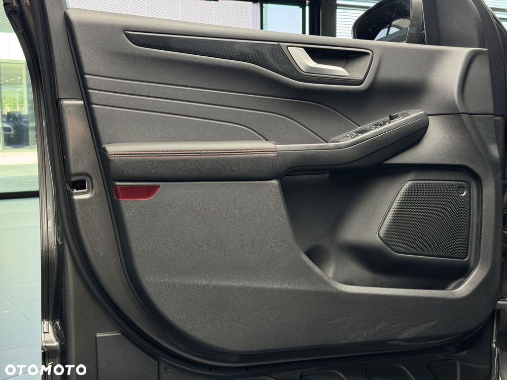 Ford Kuga - 14